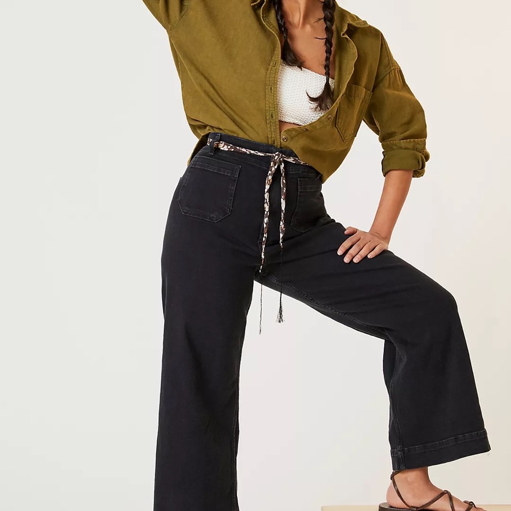 Anthropologie Pilcro Black Wide-Leg Flared Jeans